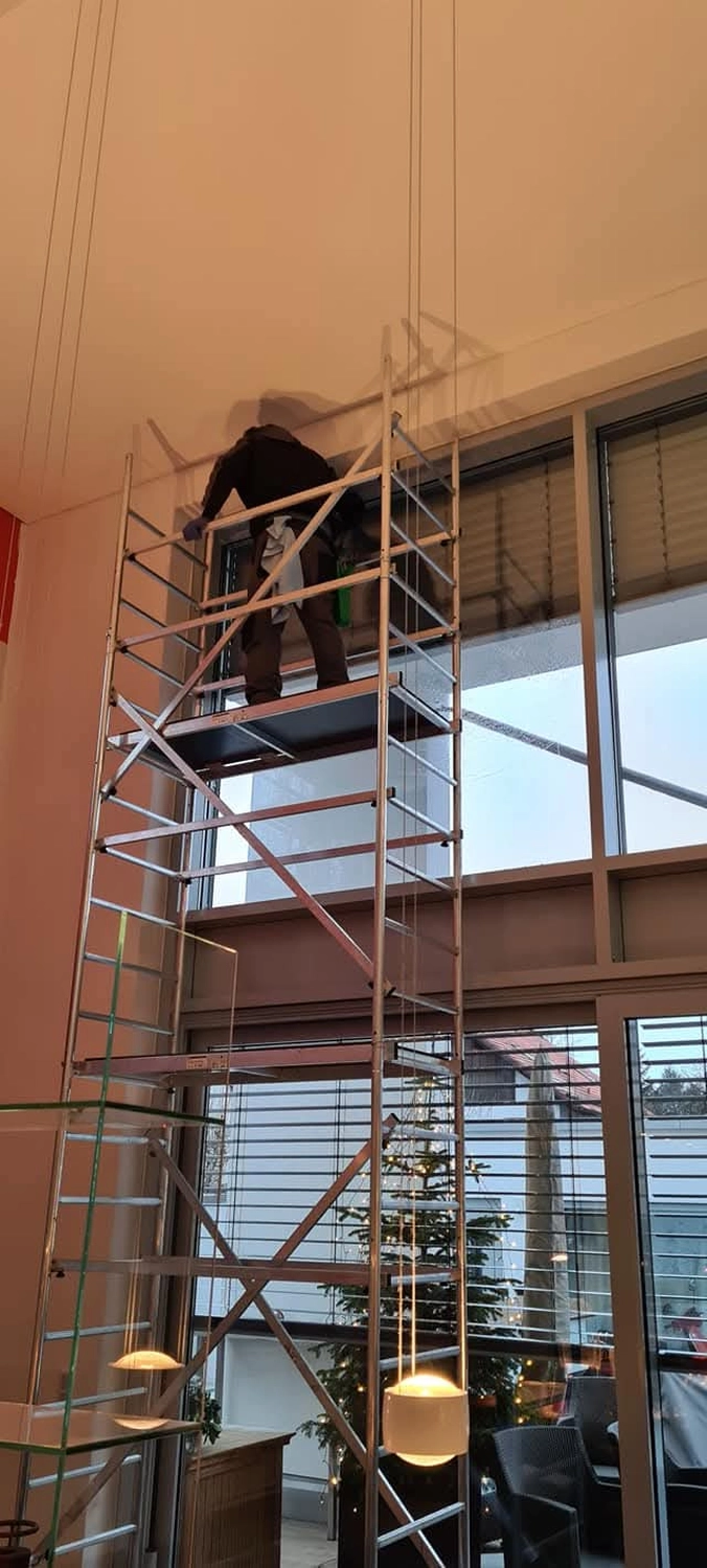 Timi Morina – Reinigung & Service - Fensterreinigung