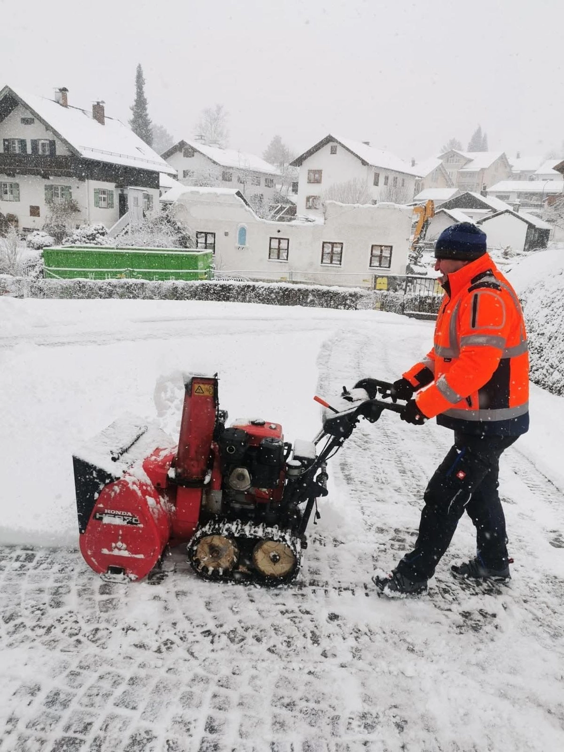 Timi Morina – Reinigung & Service - Winterdienst