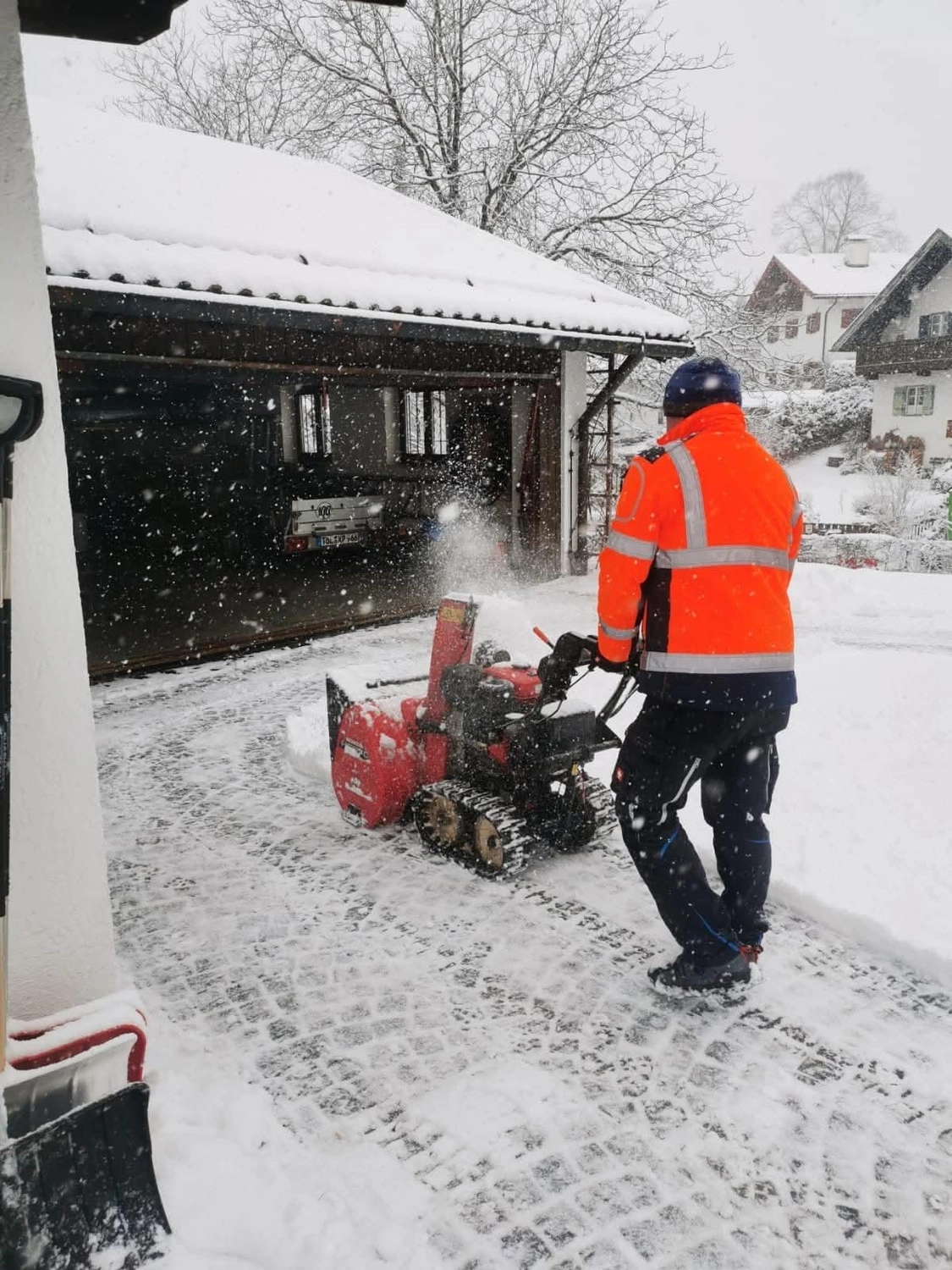 Timi Morina – Reinigung & Service - Grundreinigung