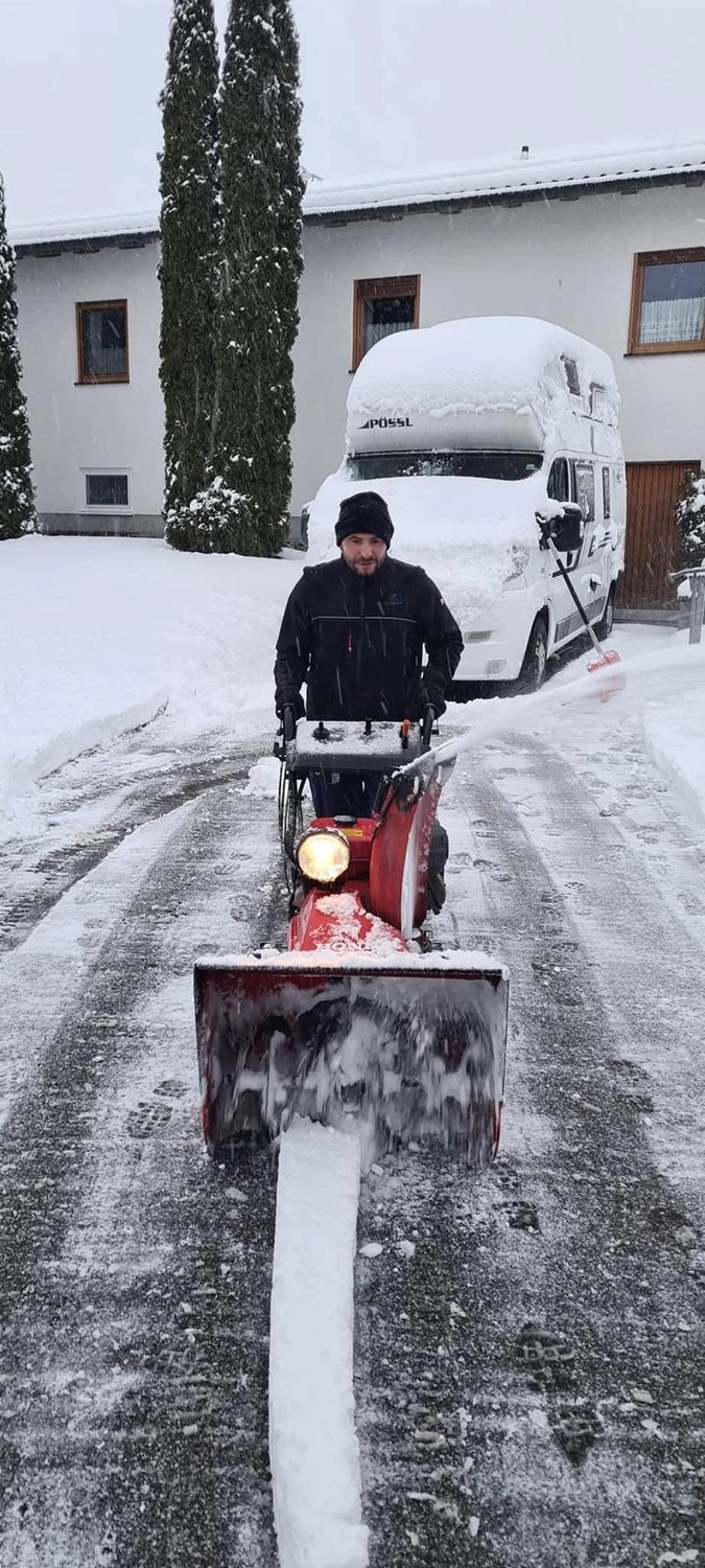 Timi Morina – Reinigung & Service - Winterdienst